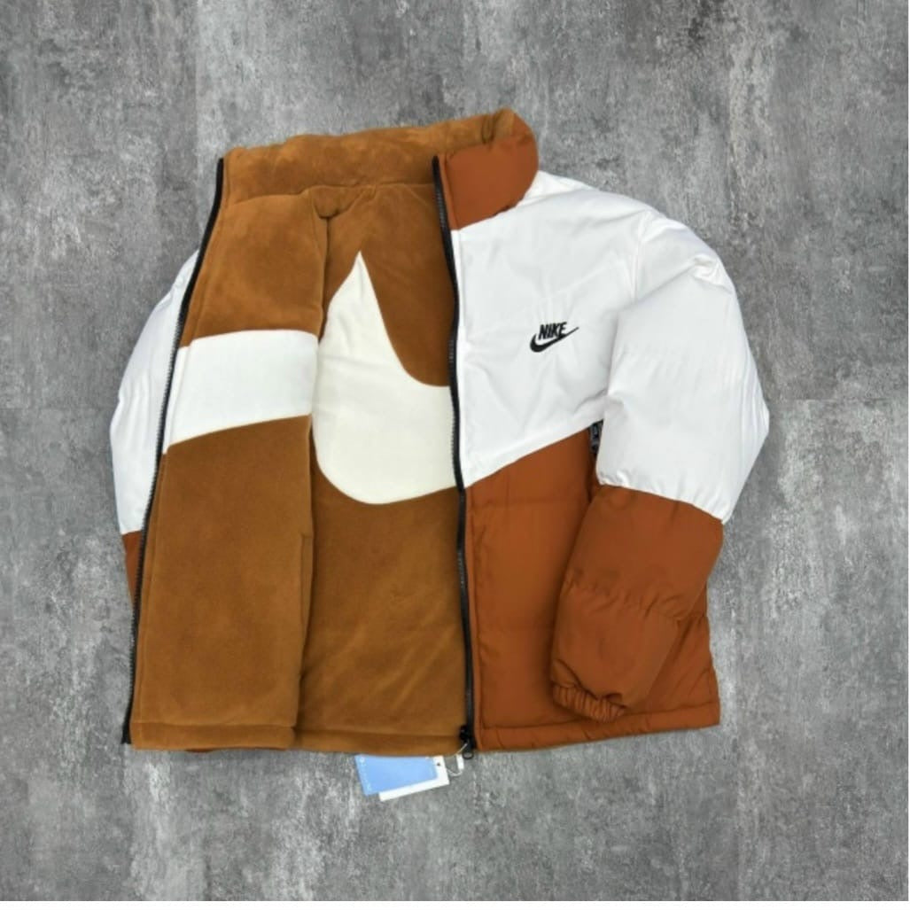 Nike Sportswear Reversible Windrunner Puffer Jacket – Earth Brown / Sail White