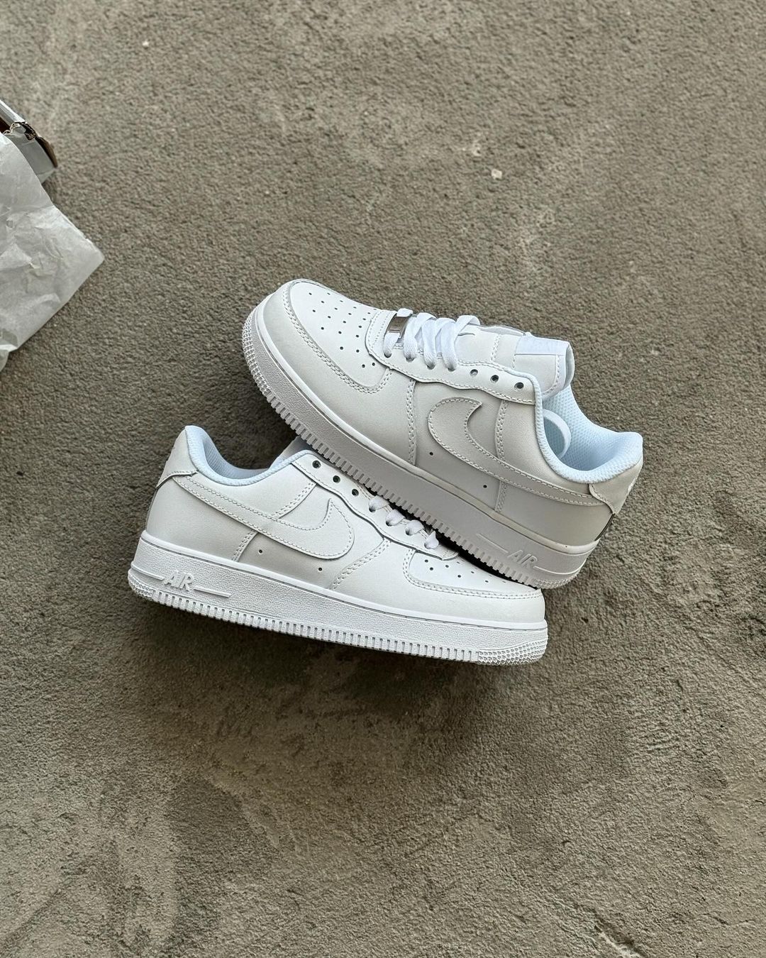 Nike Air Force 1 "Triple White"