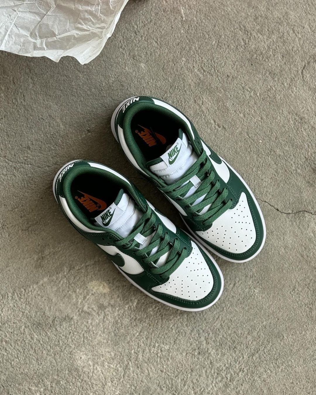 Nike Dunk "Spartan Green"