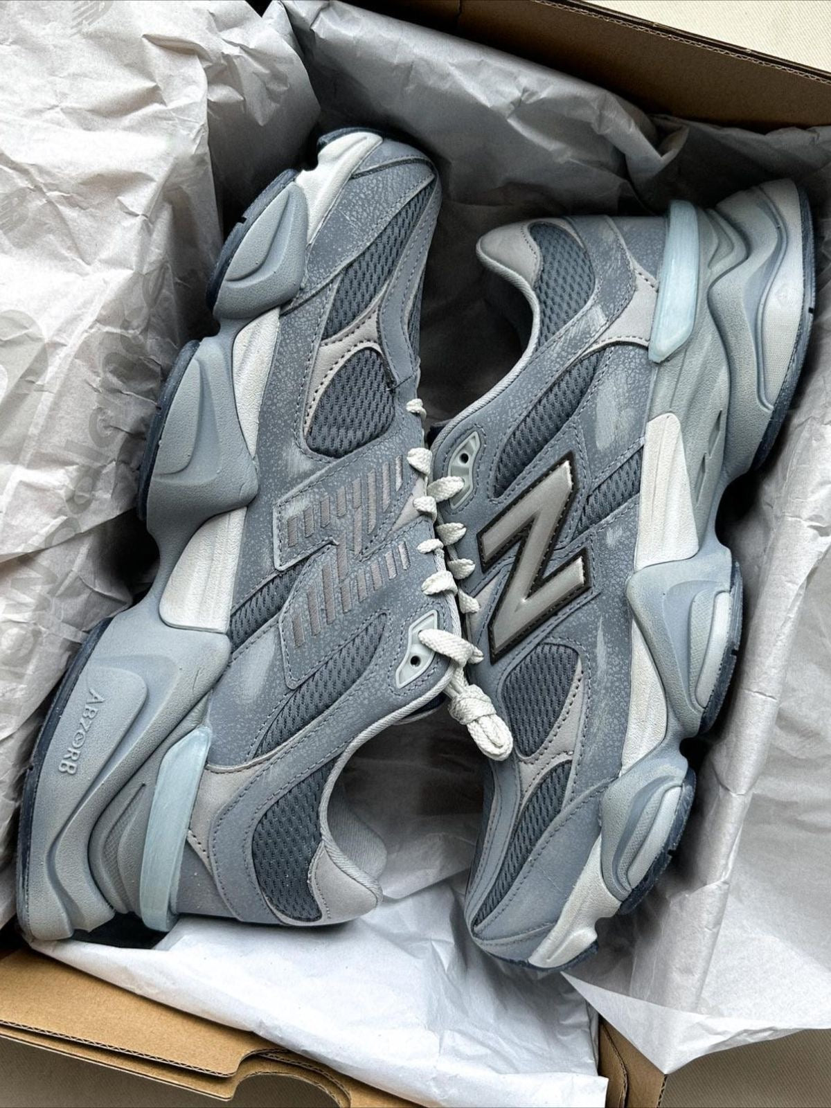 New Balance 9060 “Metallic Grey”