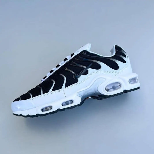 Air Max Plus "Killer Whale"