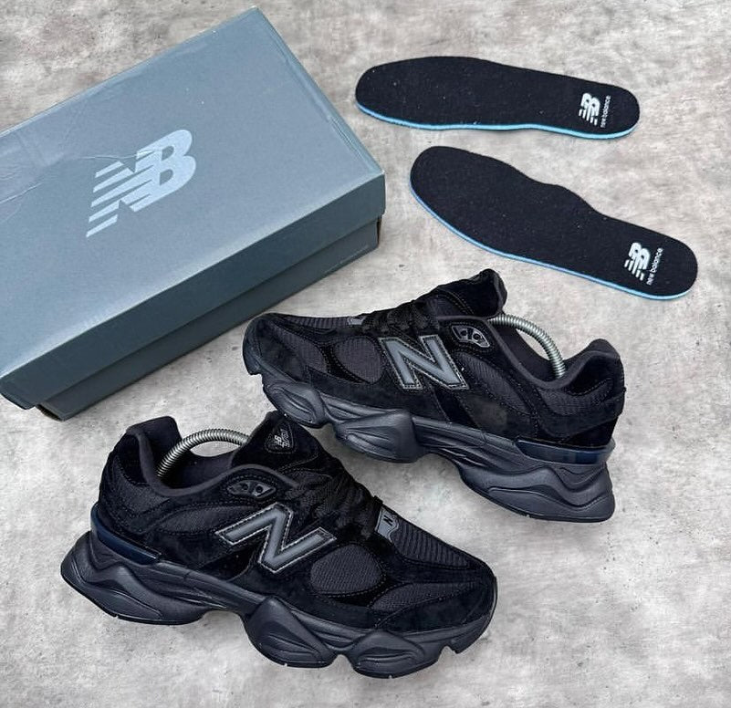 New Balance 9060 "Triple Black"