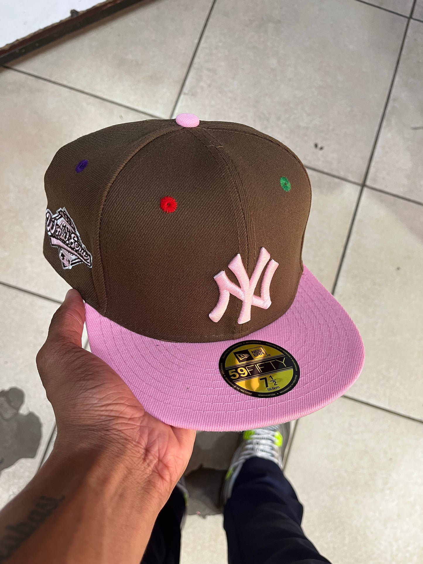 New Era Fitted NY “Brown/Pink”