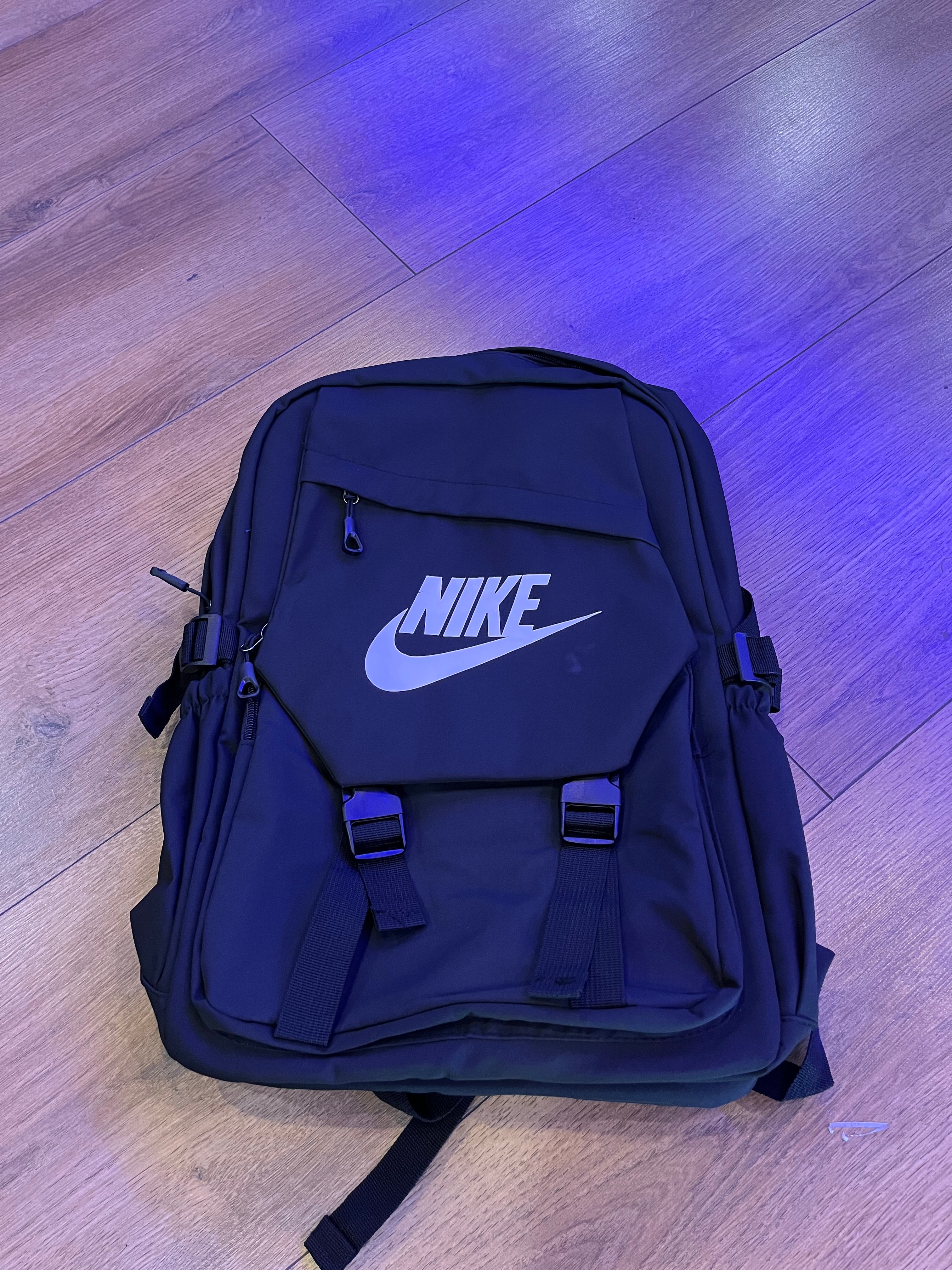 Waterproof Nike Backpack – Laqueeze