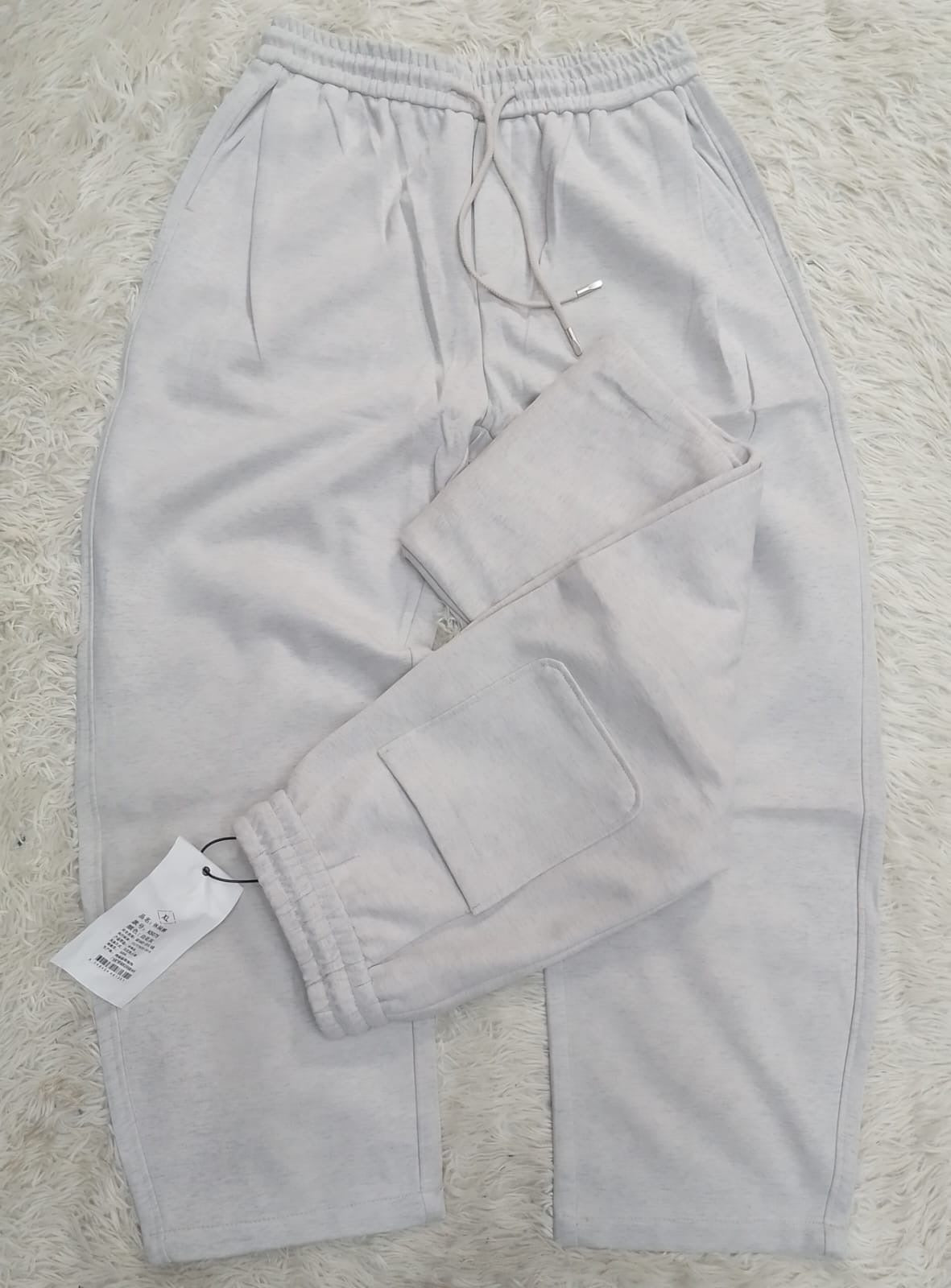 Plain Light Grey LQ Sweatpants