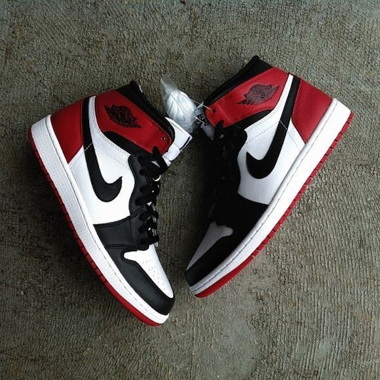 Jordan 1 High “Black Toe”