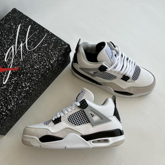 Jordan 4 "Military Black"