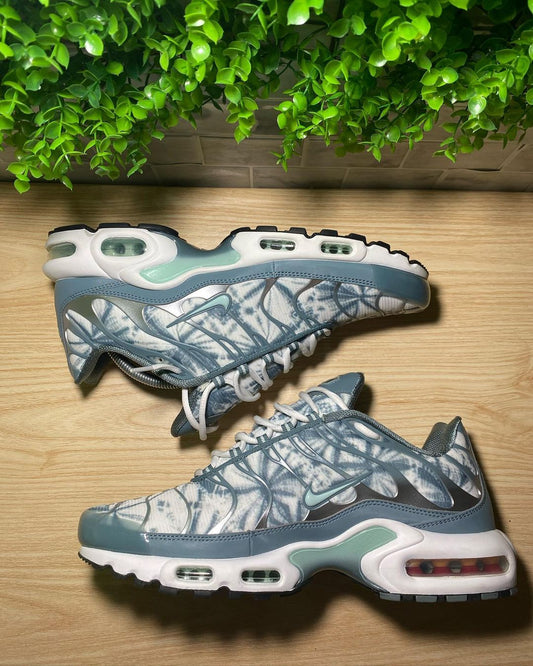 Air Max Plus "Light Palms"