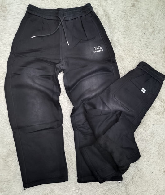 RECON WASHED FLEECE PANTS IN SUN-FADED BLACK
