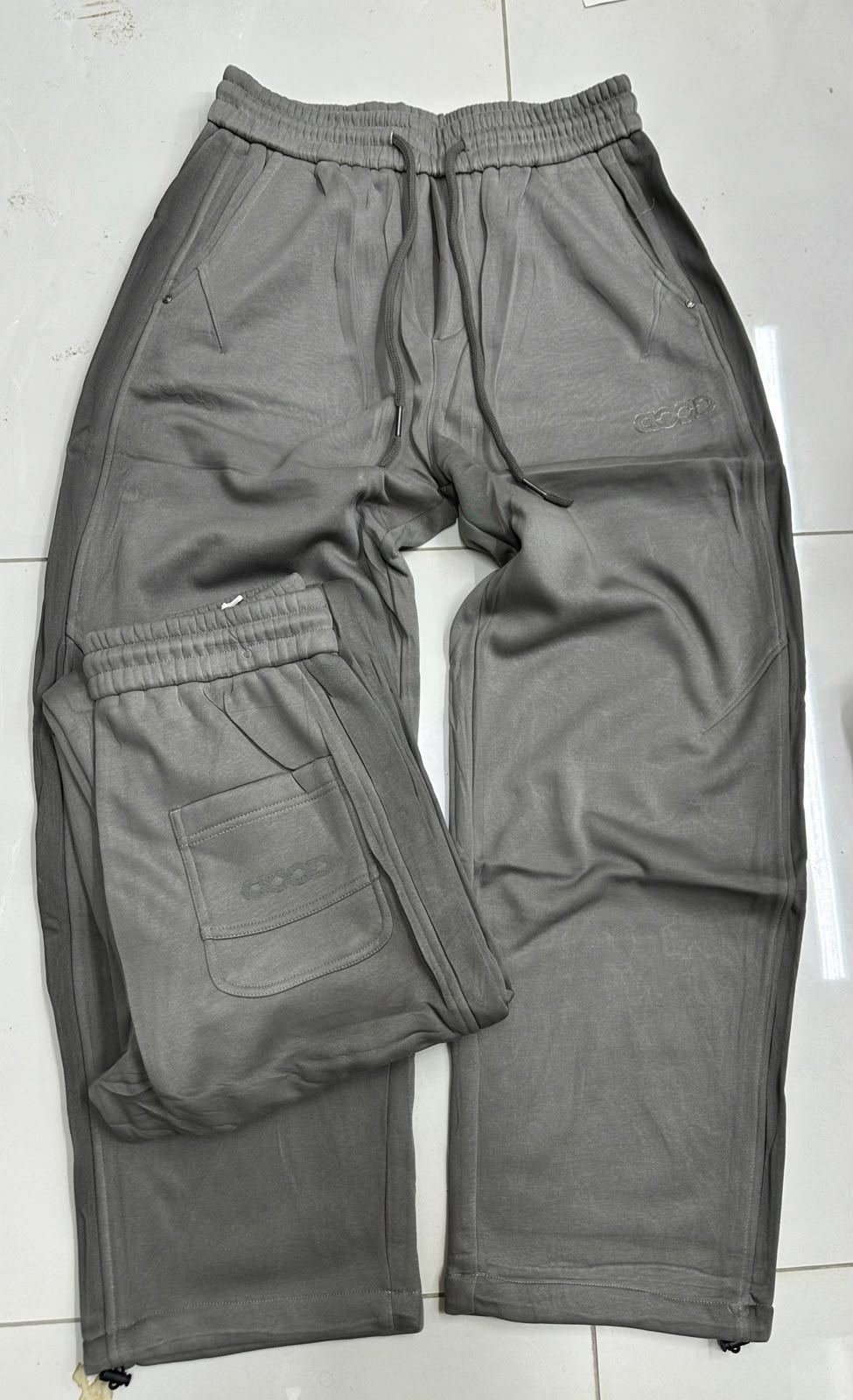 RECON BUNGEE WIDE-LEG SWEATPANTS IN SLATE GREY
