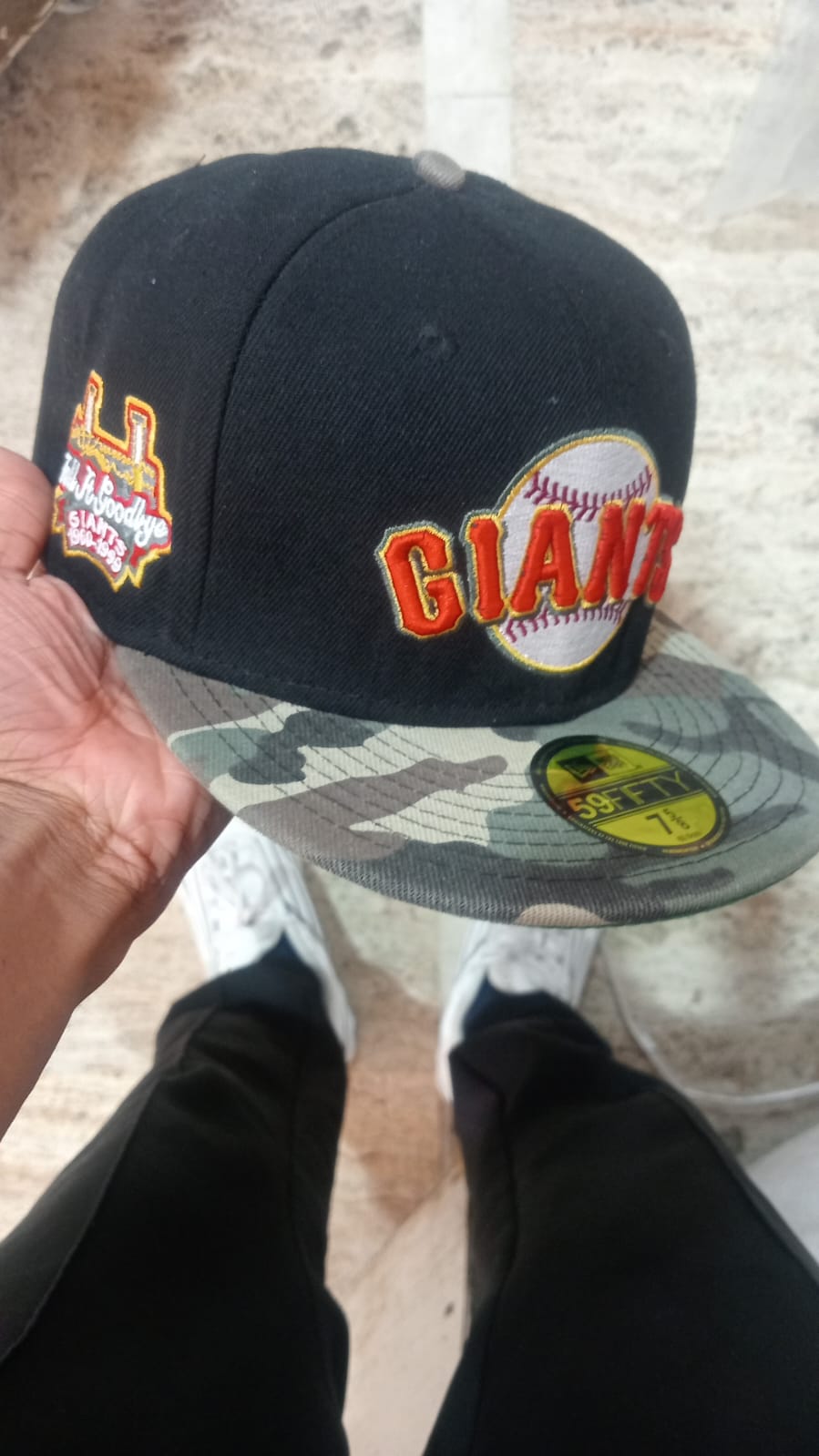 New Era Fitted "Giant"