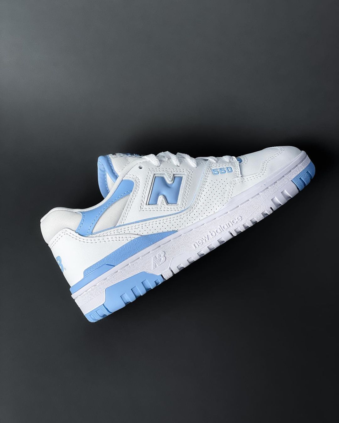 New Balance 550 "UNC"