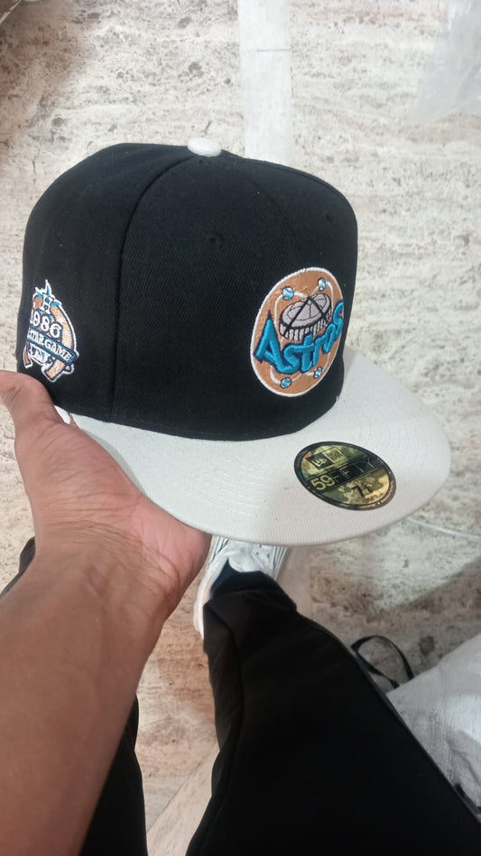 New Era Fitted "Black Astro"